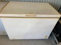 Lot 195